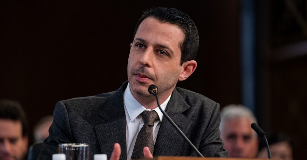 Succession S2E9: DC