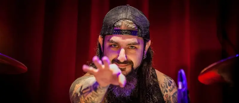 Mike Portnoy at a drum set