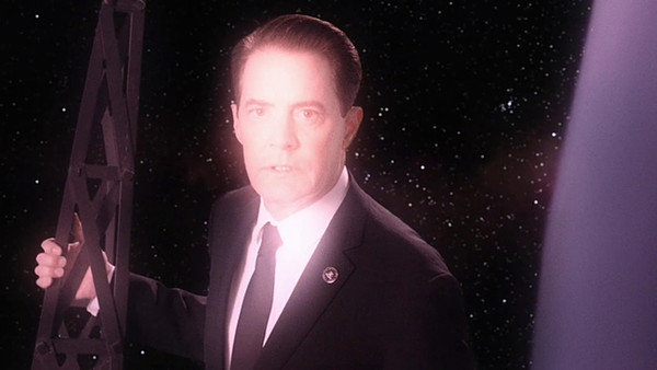 Cooper in the purple world in Twin Peaks Part 3