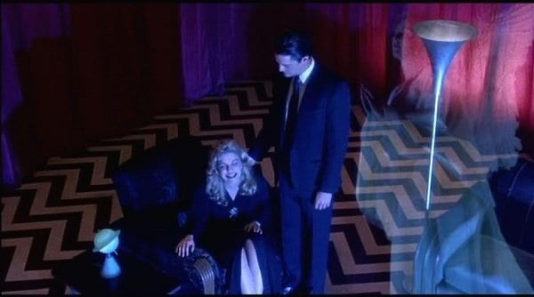 Laura Palmer & Agent Cooper in the red room in Twin Peaks: Fire Walk With Me