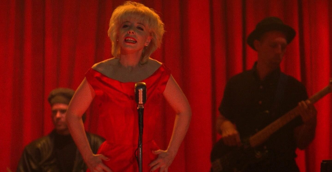 Julee Cruise sings at the Roadhouse in Twin Peaks Episode 14
